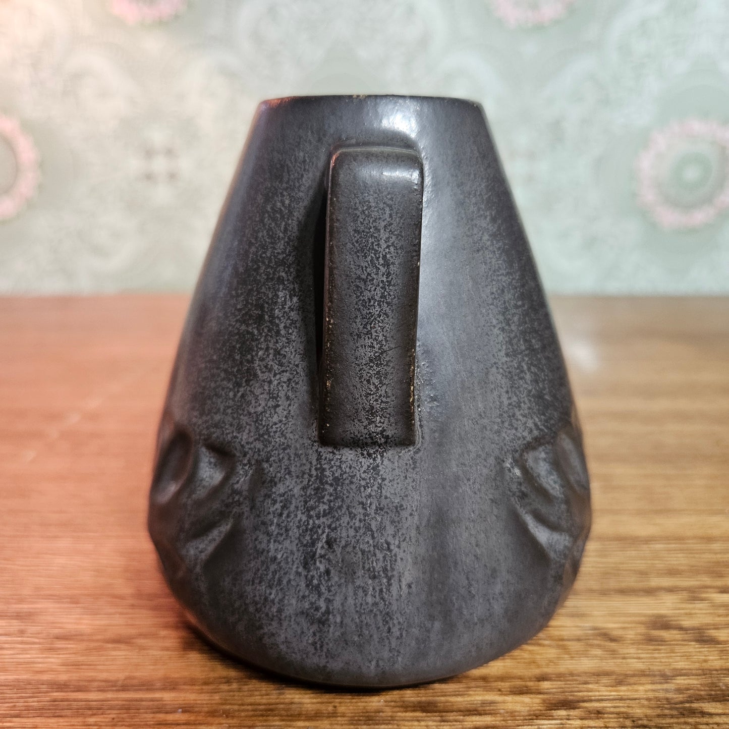 1913 Rookwood Pottery Matte Black Vase Shape 2881