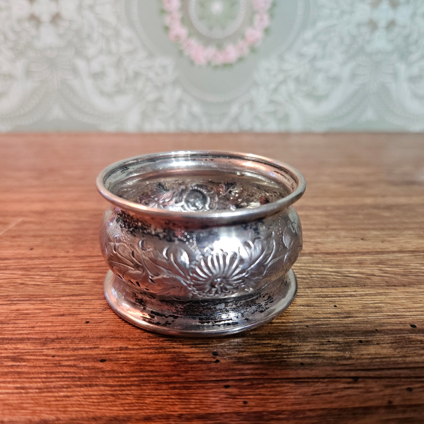 Vintage Embossed Floral Silverplate Napkin Ring