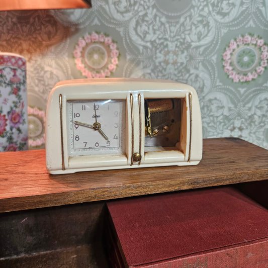 Elura German Alarm Clock for Repair