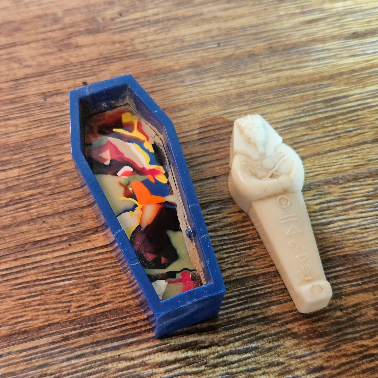 Mini Egyptian Sarcophagus Magnetic Souvenir