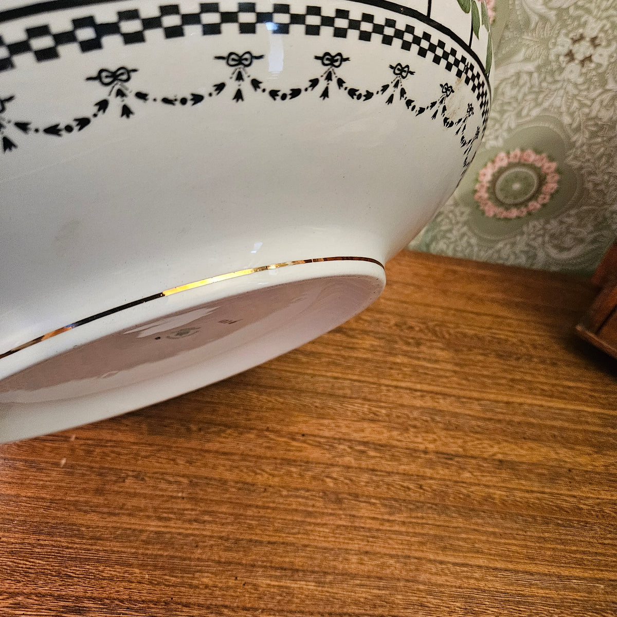 Wedgwood & Co Imperial Porcelain Wash Basin & Pitcher