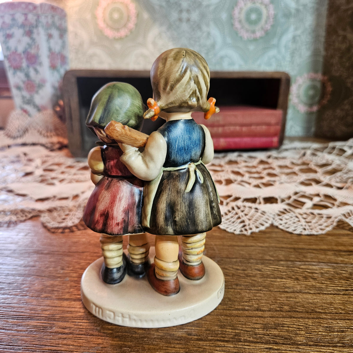 Goebel Hummel  "Close Harmony" Figurine