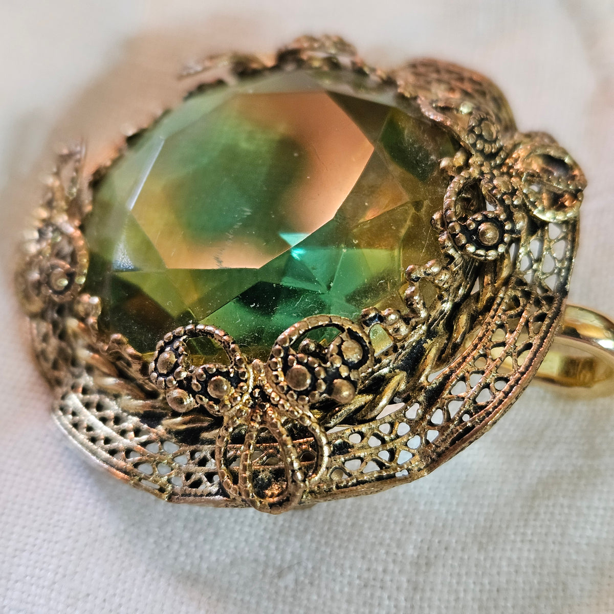Vintage Green Glass Filigree Brooch Pendant Convertible Jewelry