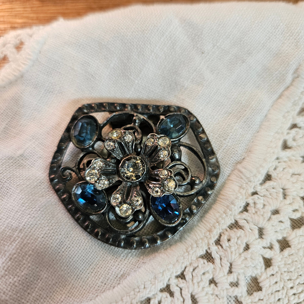 Art Deco Blue Rhinestone Filigree Dress Clip