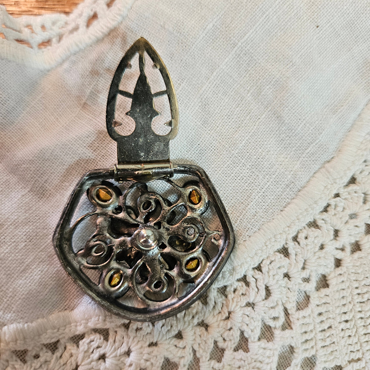 Art Deco Blue Rhinestone Filigree Dress Clip