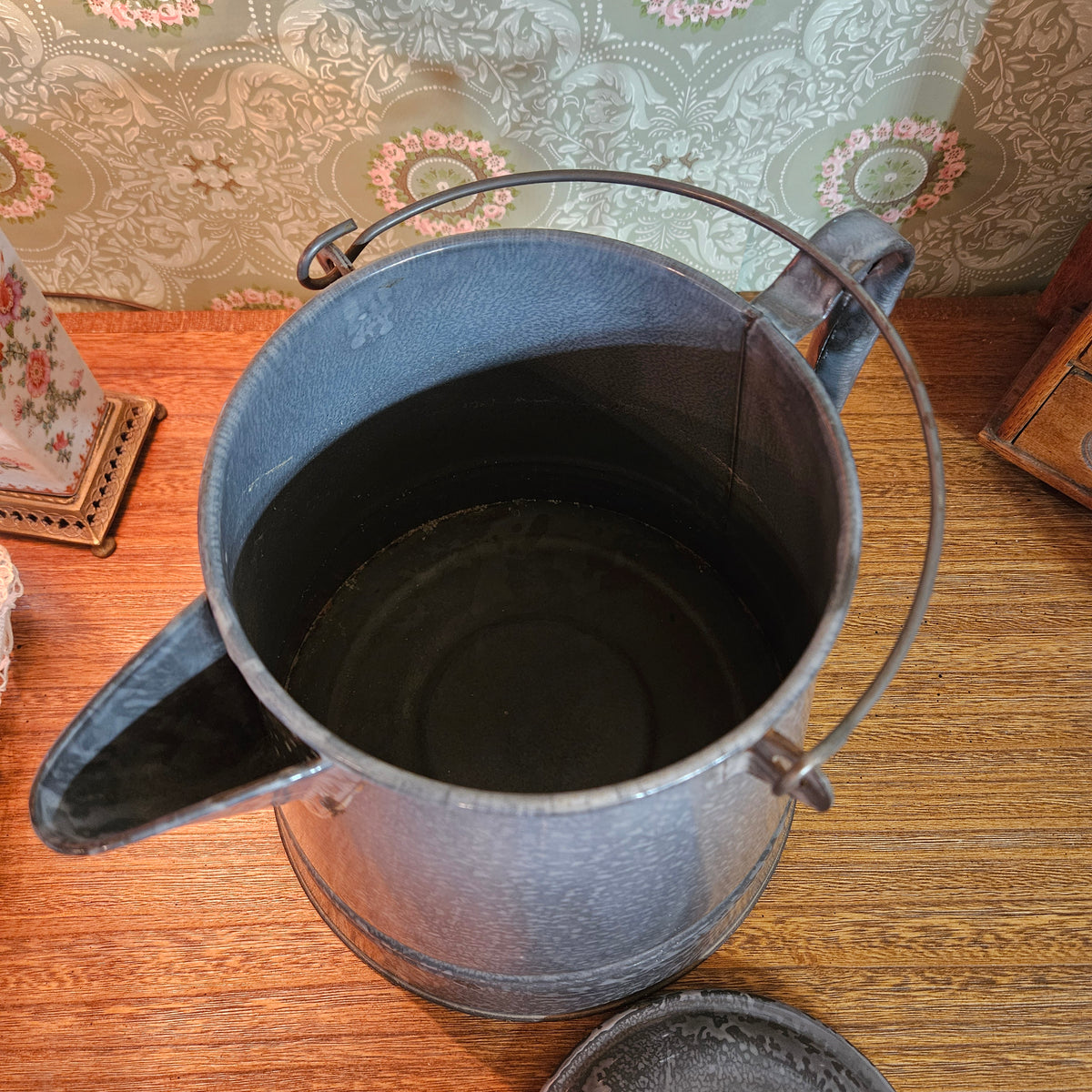 Vintage Gray Graniteware Enamel Coffee Pot with Lid