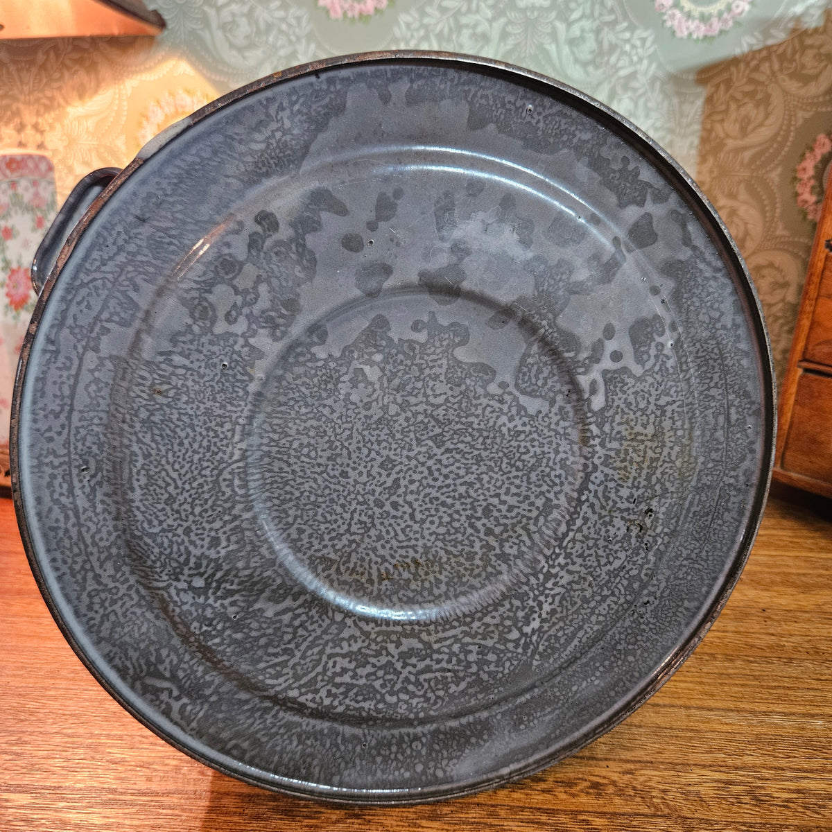 Vintage Gray Graniteware Enamel Coffee Pot with Lid