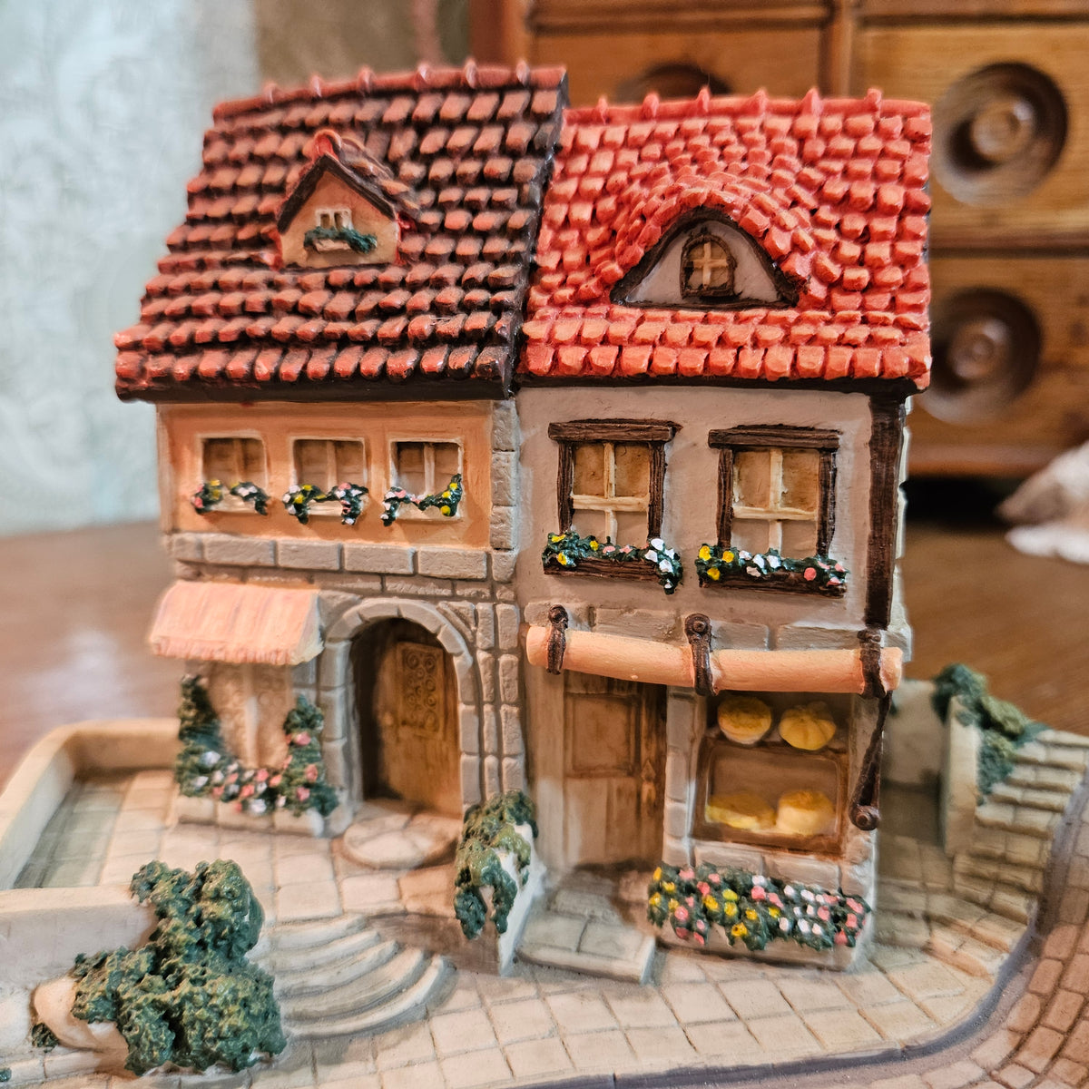 Goebel Olszewski Hummel KinderWay Bavarian Marktsquare Set