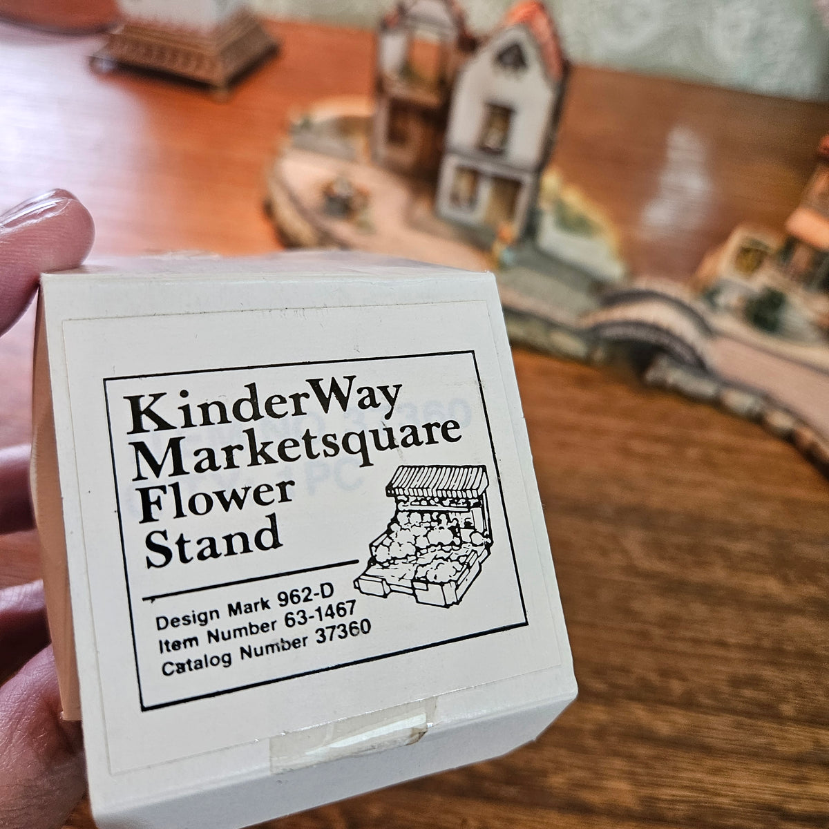 Goebel Olszewski Hummel KinderWay Bavarian Marktsquare Set