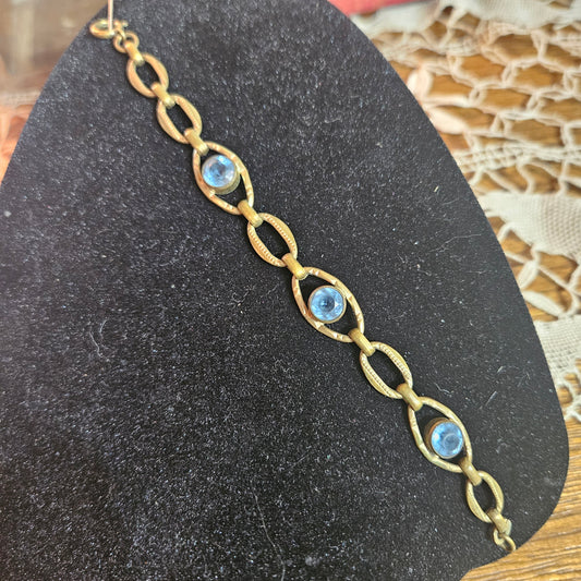 Gold Tone Blue Cabochon Link Bracelet