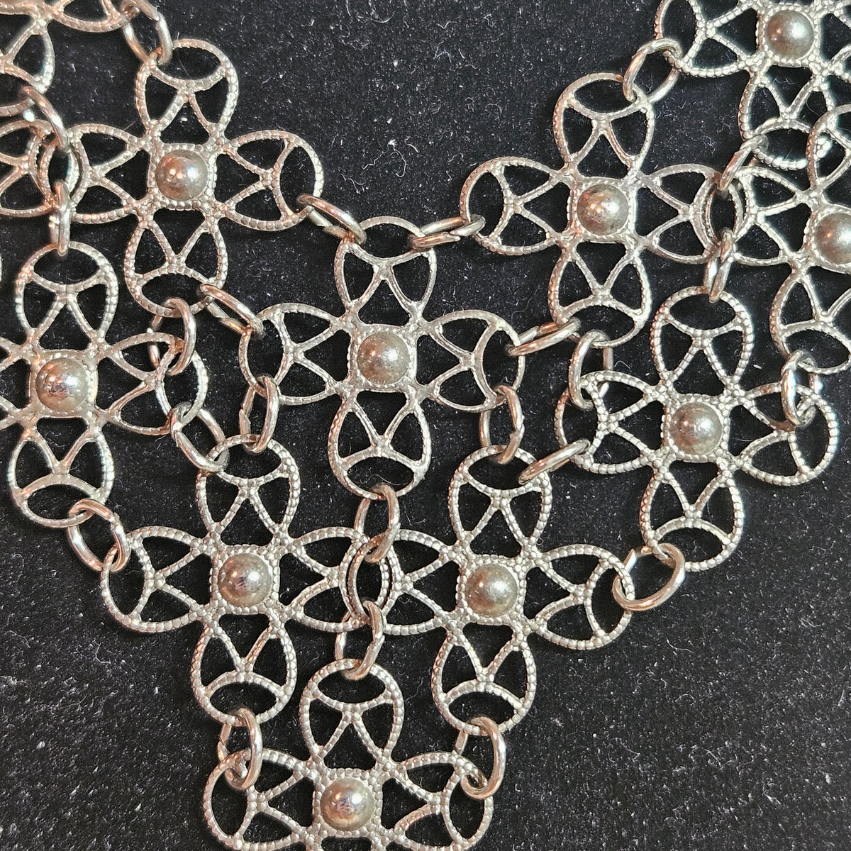 Silver Tone Filigree Floral Bib Necklace