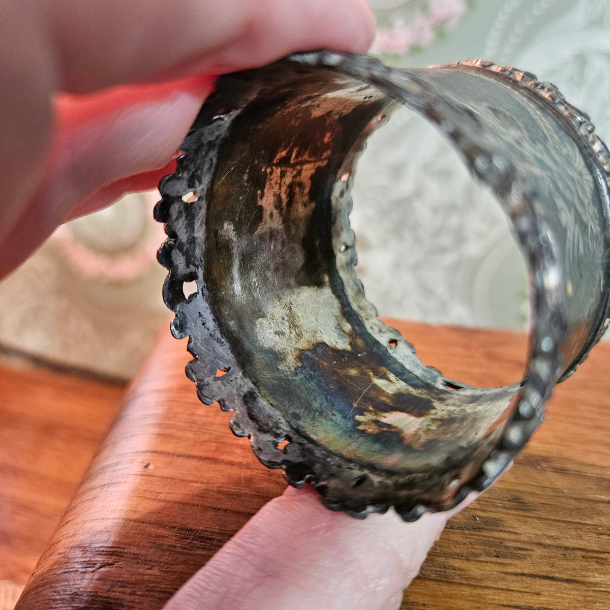 Ornate Vintage Floral Silver Tone Napkin Ring
