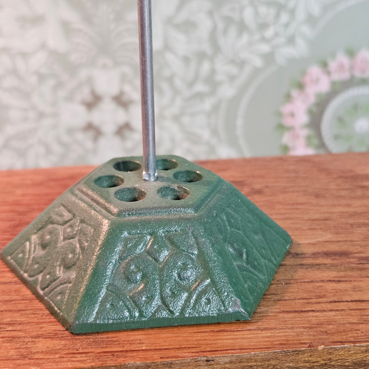 Green Cast Metal Receipt Spike Holder
