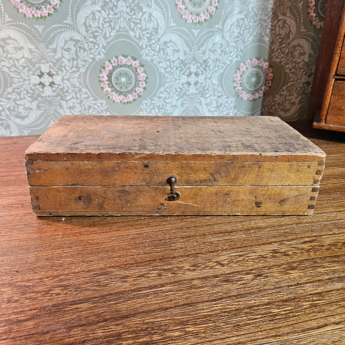 Carpenter's Auger Bit Set in Wooden Case