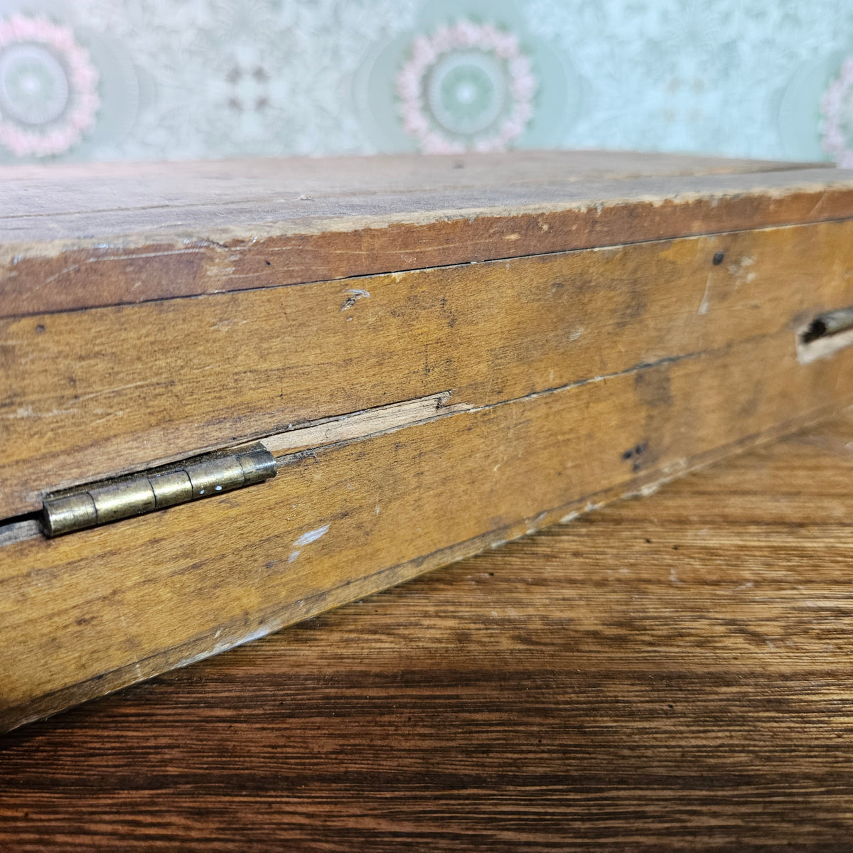 Carpenter's Auger Bit Set in Wooden Case