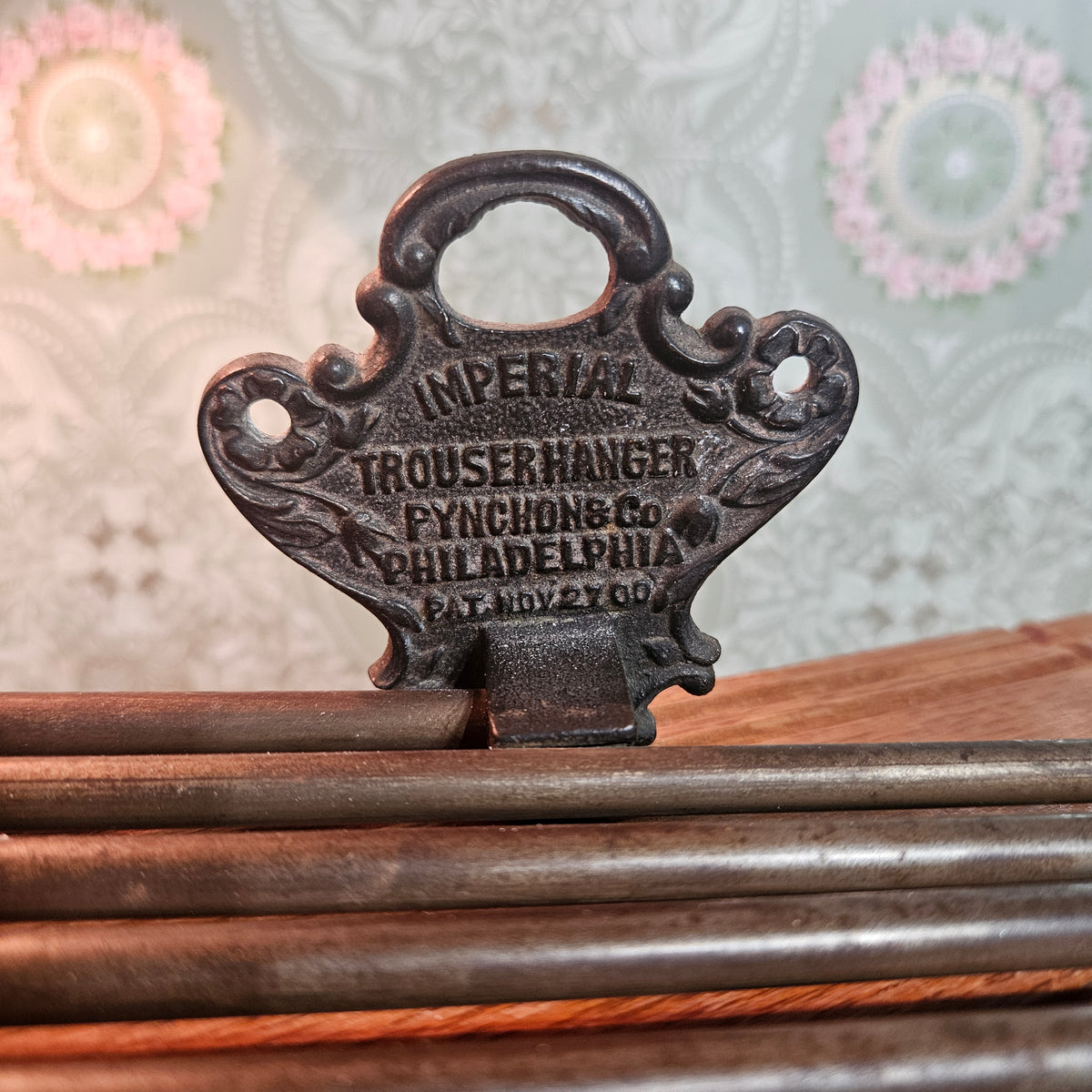 Imperial Trouser Hanger Pynchon & Co. 1900 Patent