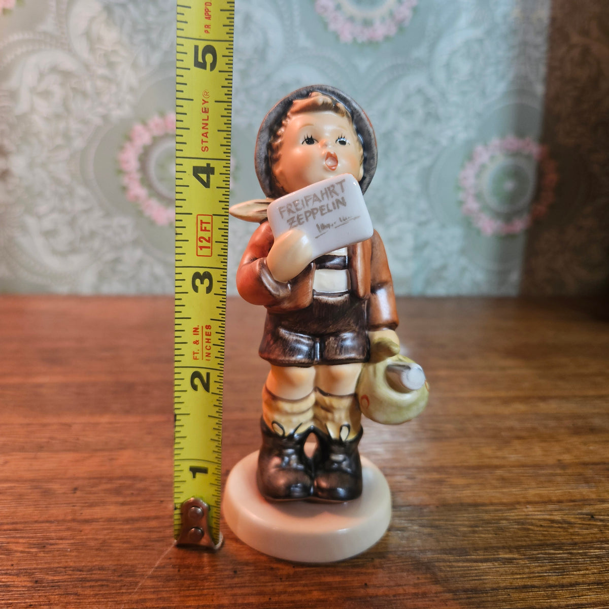 Hummel 569 A Free Flight Figurine with Box
