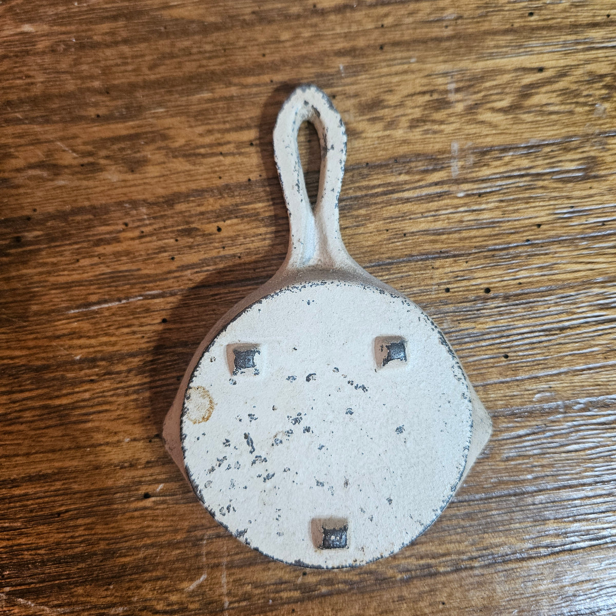 Miniature Figural Skillet Wall Plaque
