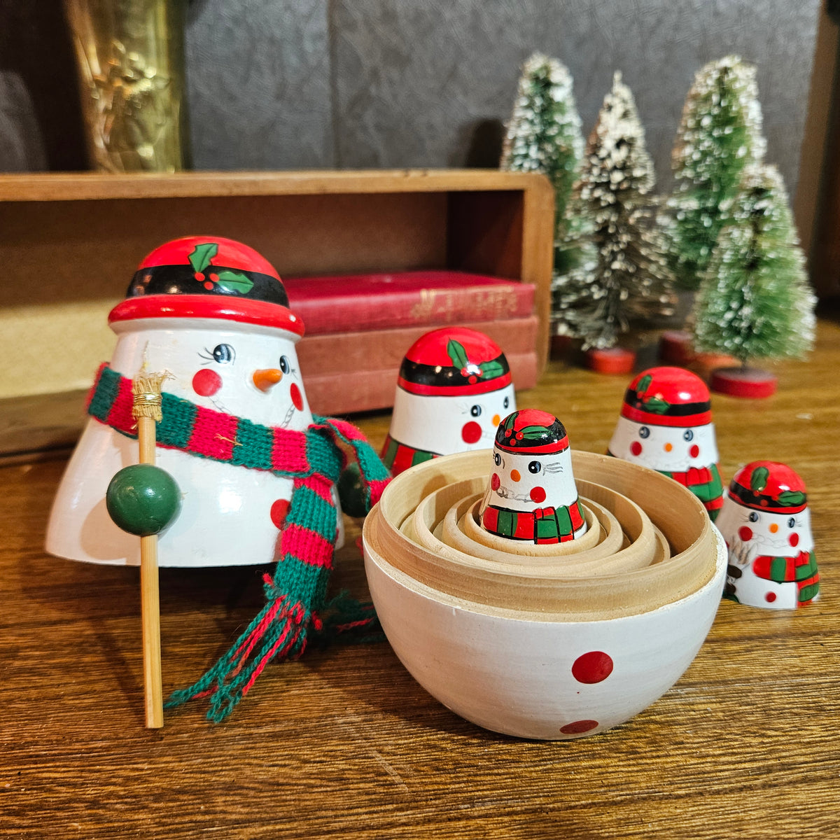 Wooden Snowman Nesting Dolls Set of 5