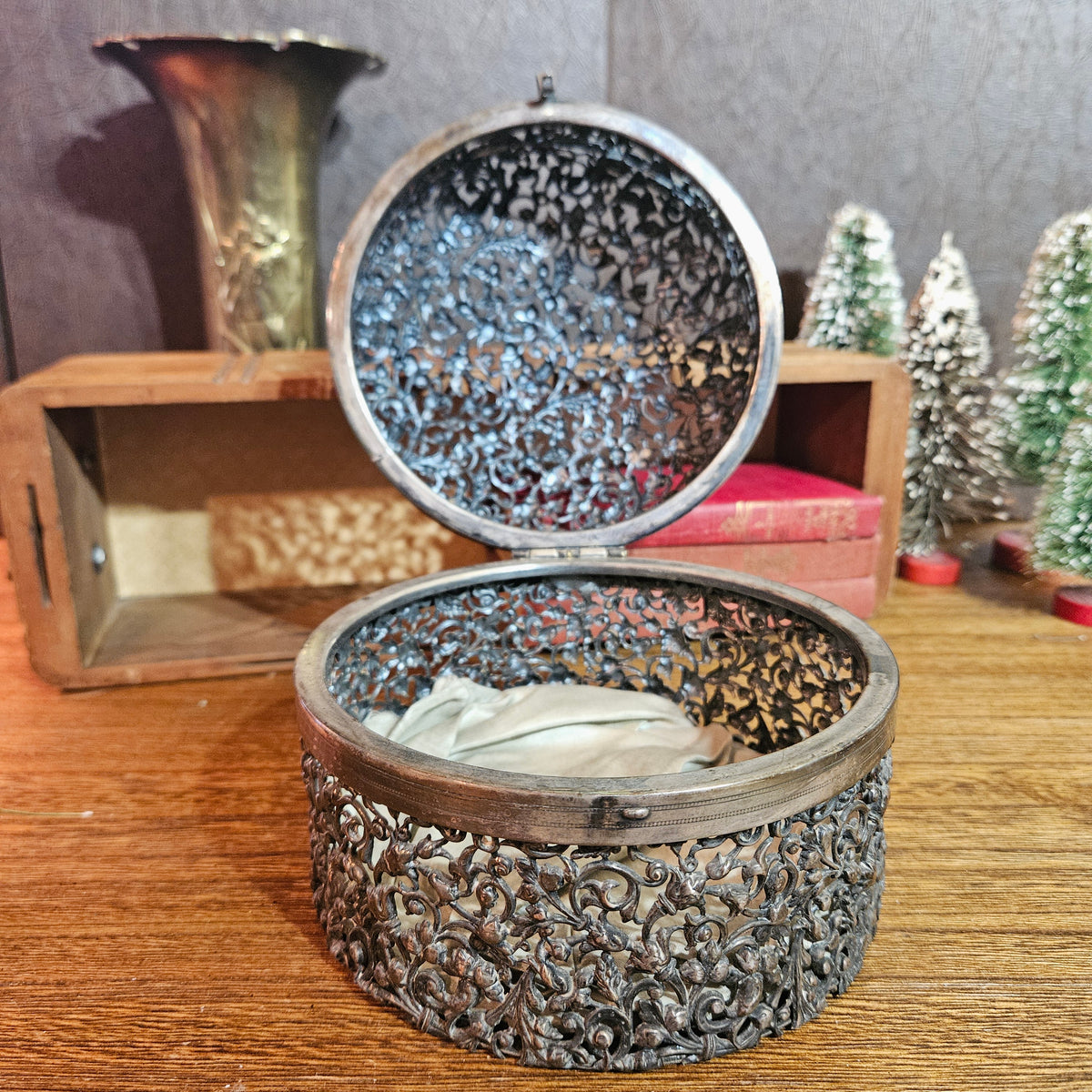 Vintage Ornate Silver-Tone Filigree Trinket Box