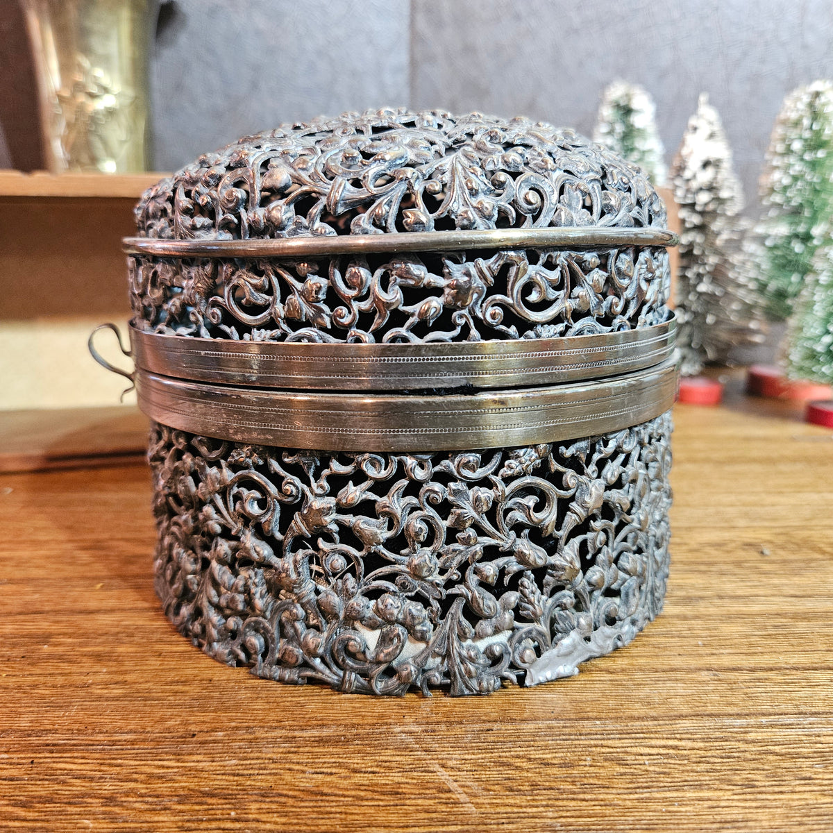 Vintage Ornate Silver-Tone Filigree Trinket Box