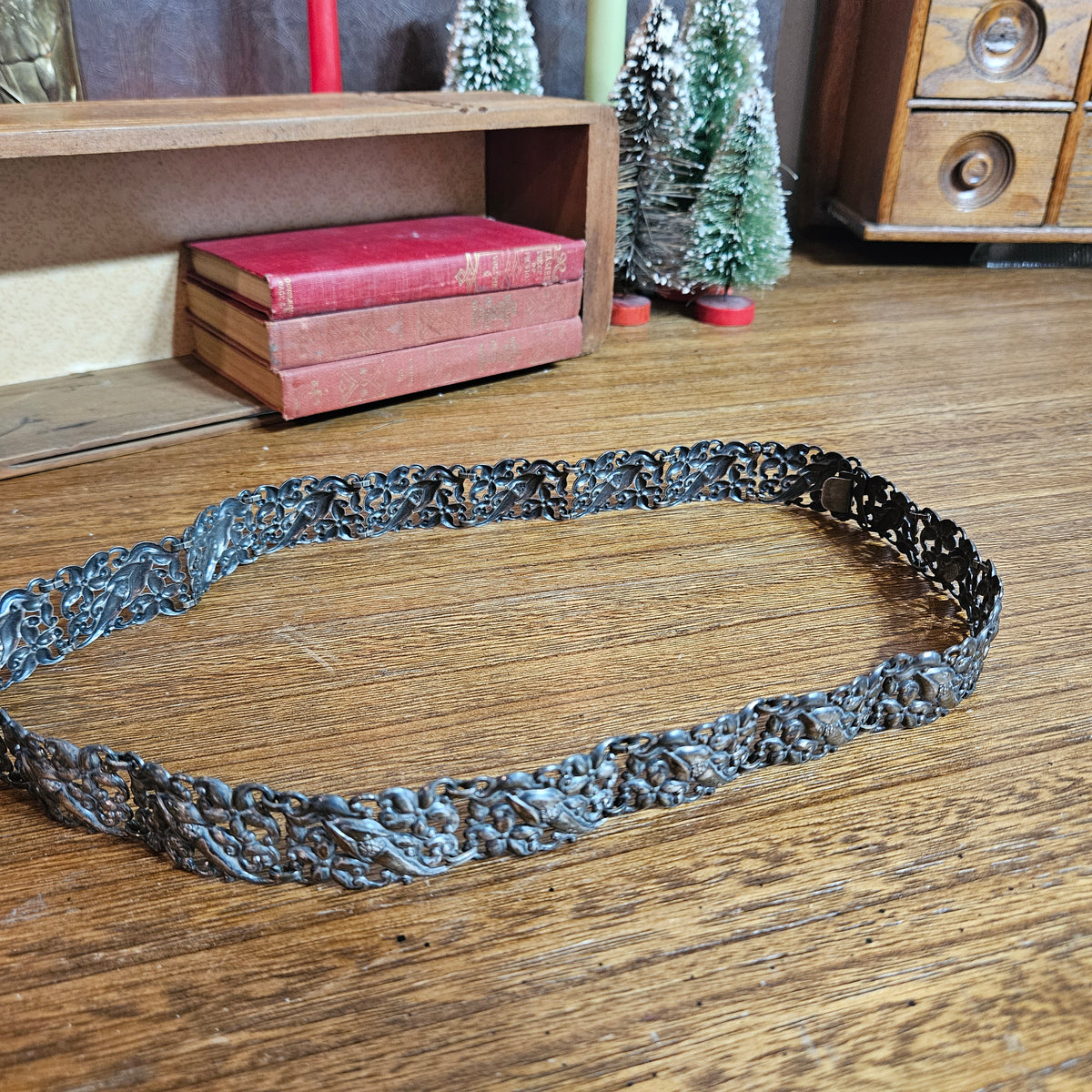 Silver Tone Filigree Metal Belt Floral Links