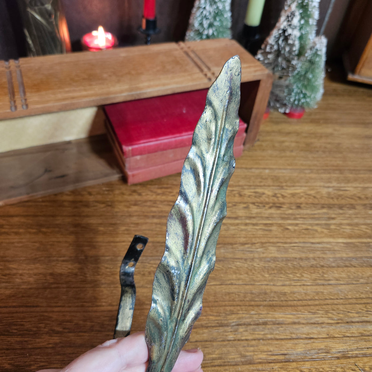 Pair Vintage Cast Metal Leaf Curtain Tiebacks Holdbacks