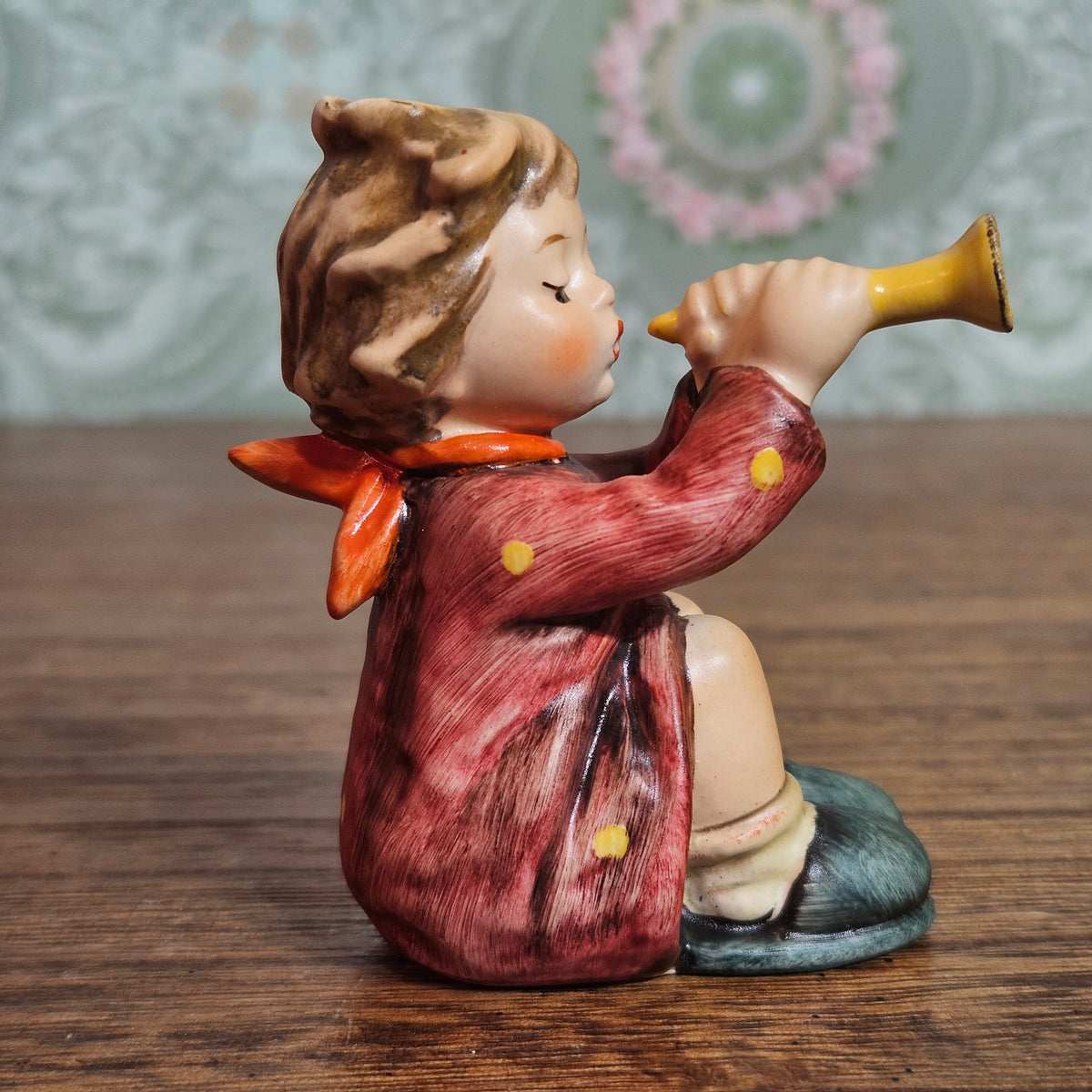 Goebel Hummel "Little Trumpeter" 391 Figurine