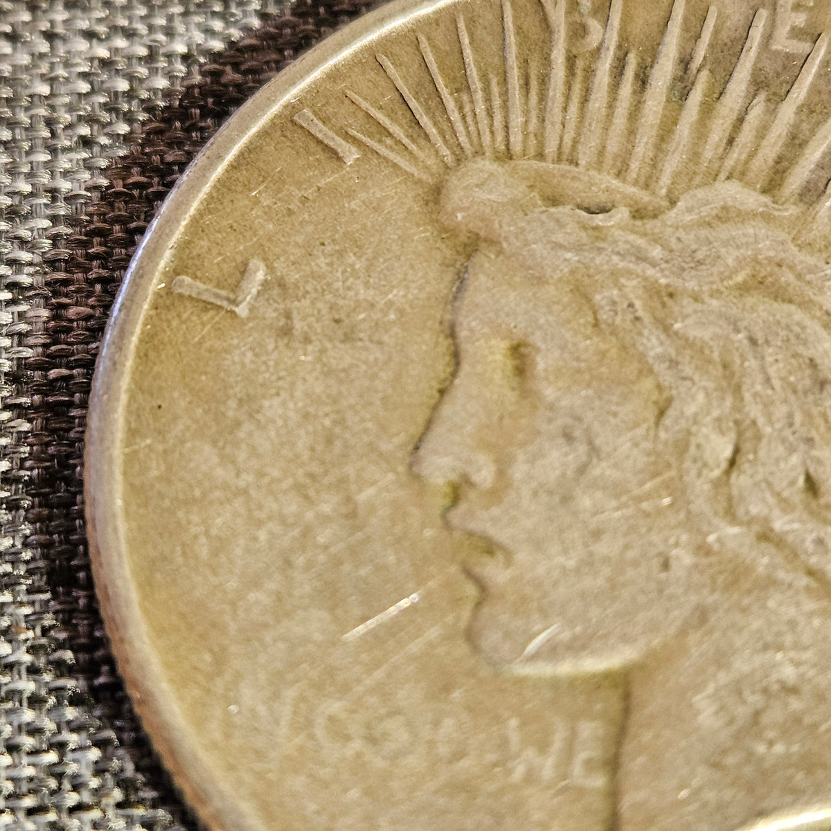 1925 Peace Silver Dollar – Philadelphia Mint