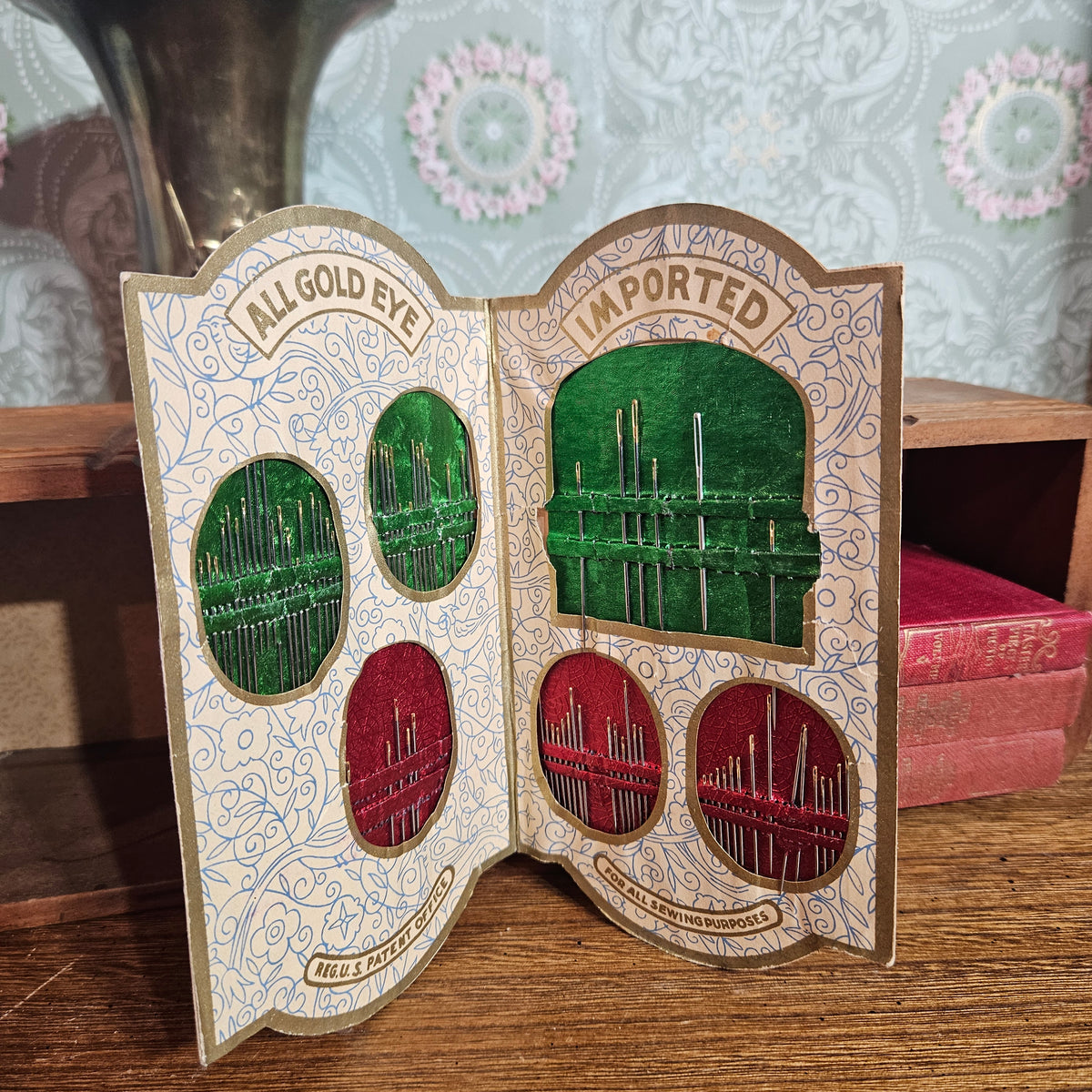 Vintage Life Time Imported Sewing Needle Case with Needles – Piccadilly