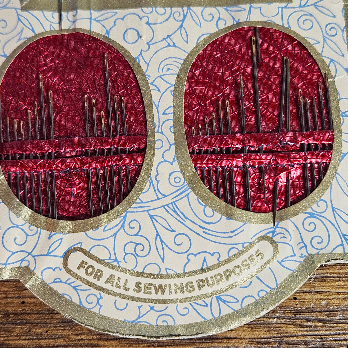 Vintage Life Time Imported Sewing Needle Case with Needles – Piccadilly