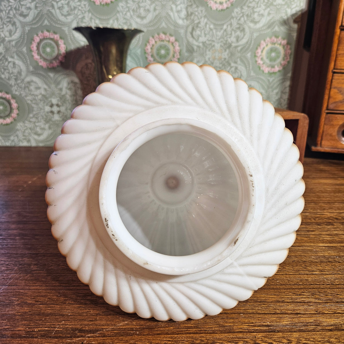 Vintage Frosted Glass Bell Lamp Shade – Ribbed Art Deco Style