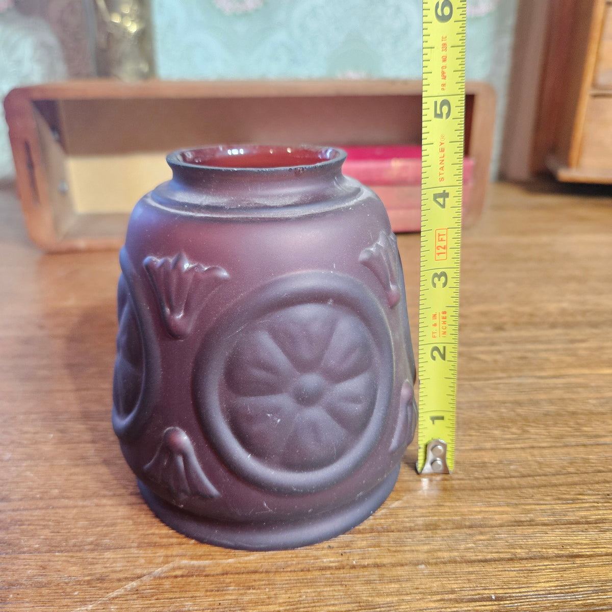 Vintage Purple Frosted Glass Lamp Shade – Wheel & Floral Design