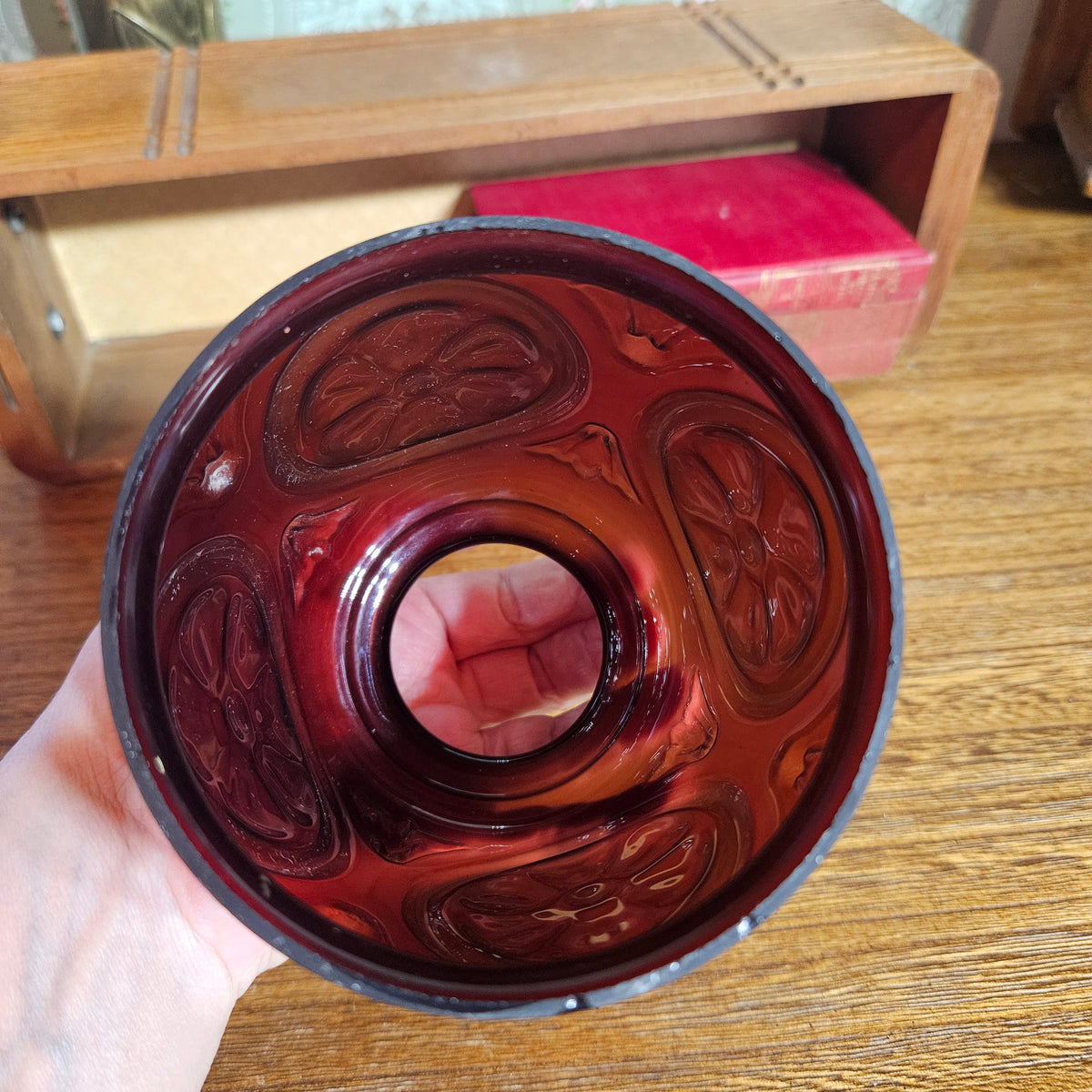 Vintage Purple Frosted Glass Lamp Shade – Wheel & Floral Design