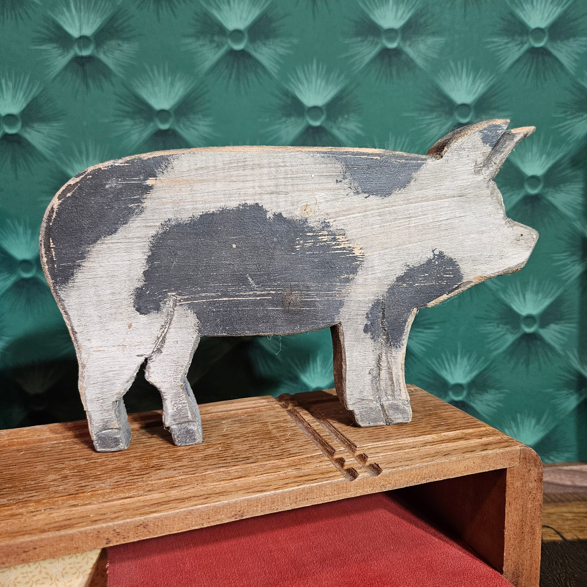 Primitive Distressed Wooden Pig Folk Art Farmhouse Decor