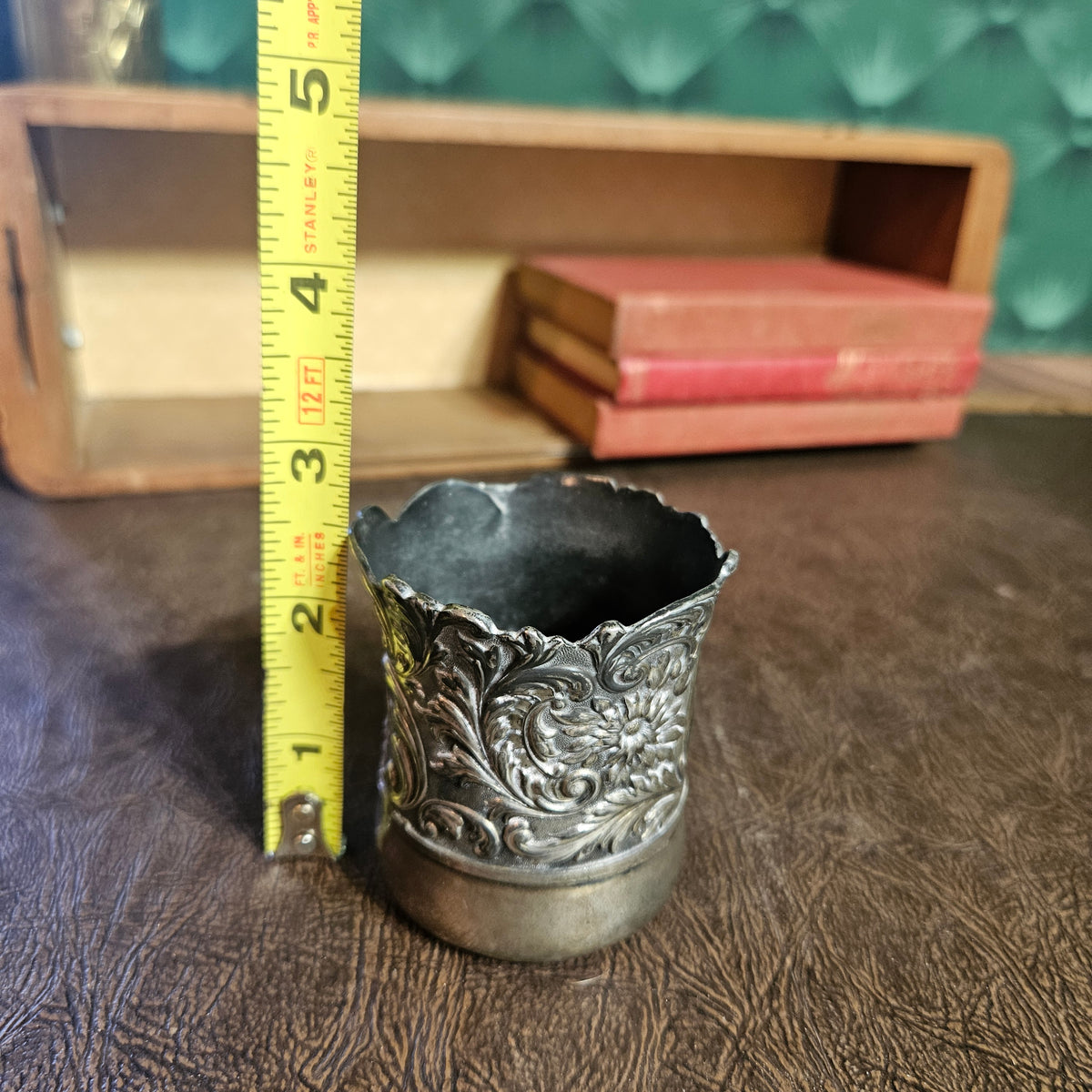 Meriden Quadruple Plate Floral Toothpick Holder