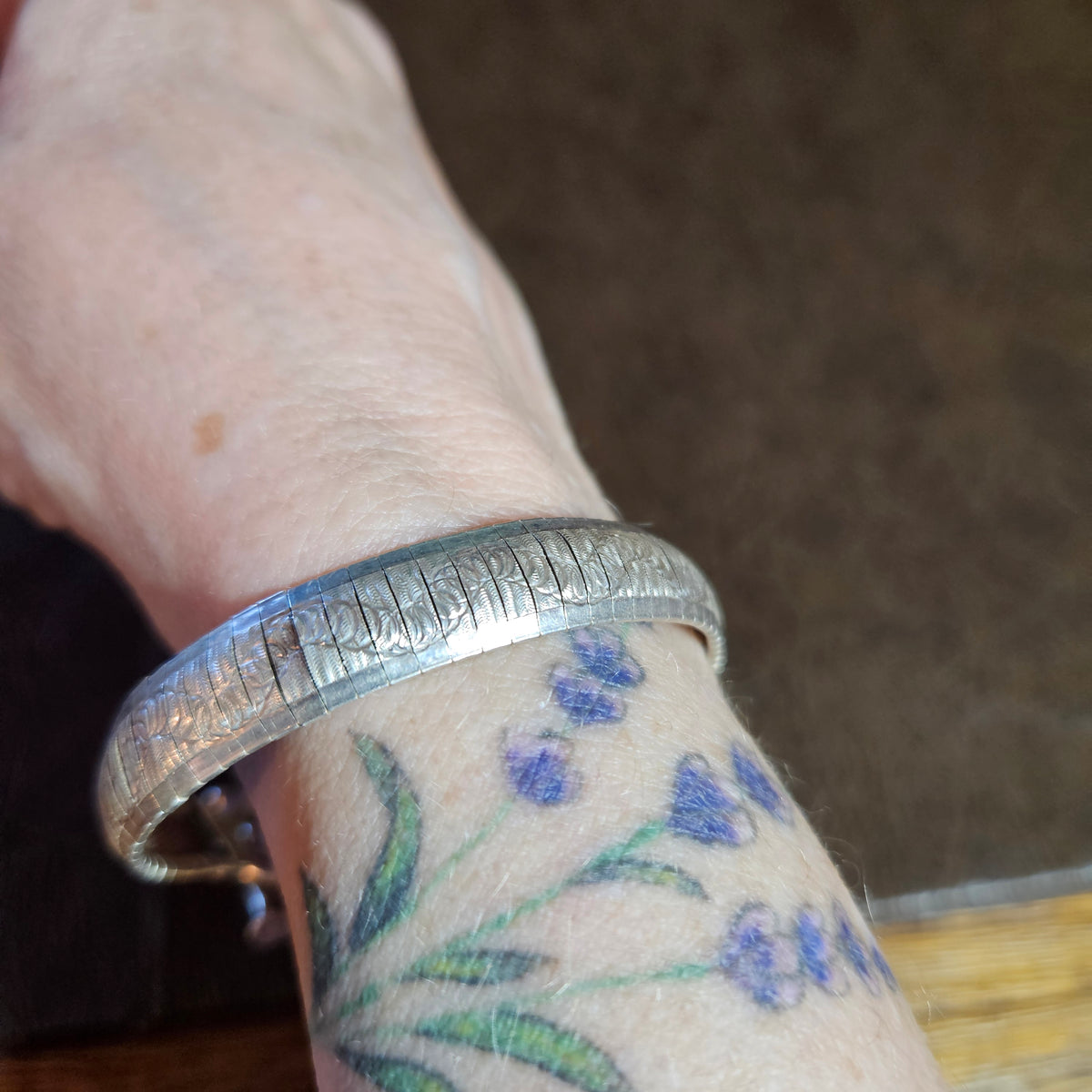 Italian Silver Tone Engraved Expansion Bracelet – 18.59g