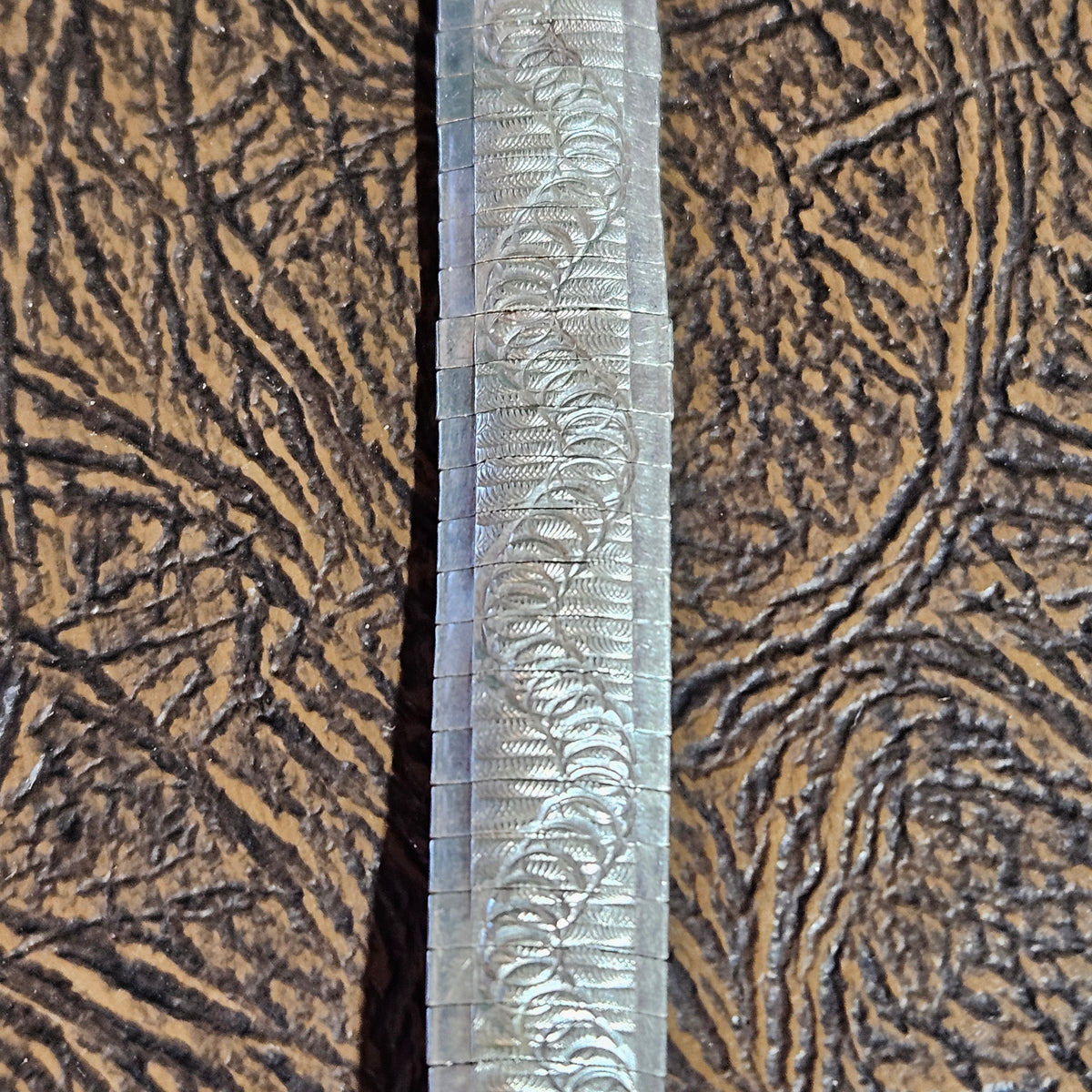 Italian Silver Tone Engraved Expansion Bracelet – 18.59g