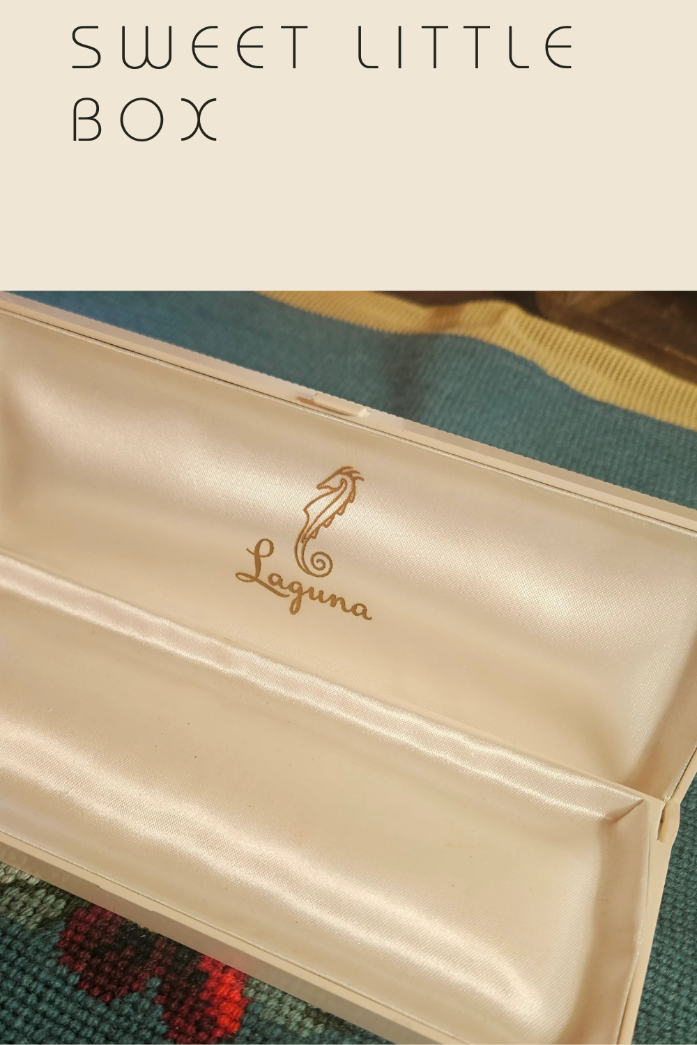 White Interior Vintage Jewelry Box