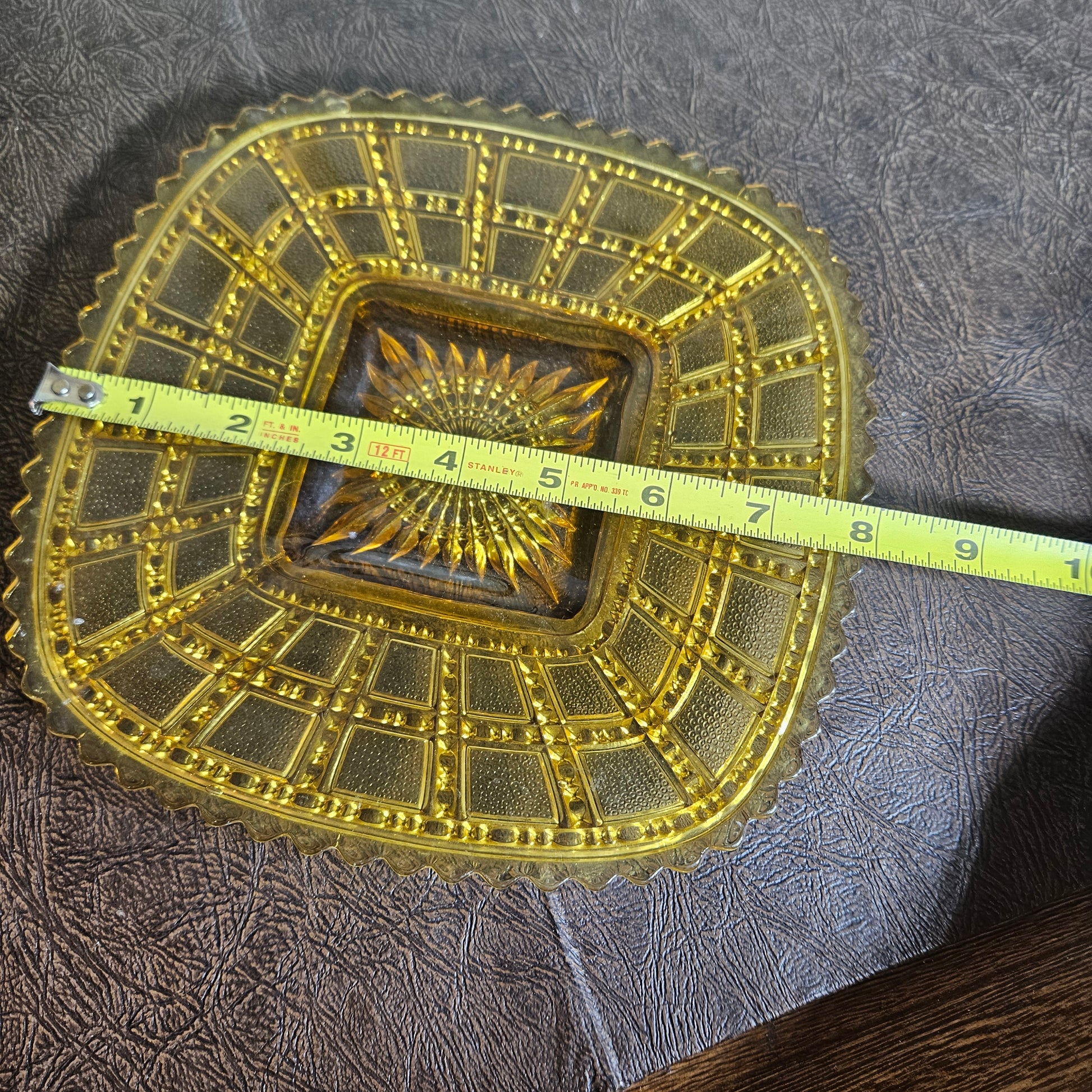 Vintage amber pressed glass bowl starburst pattern size detail