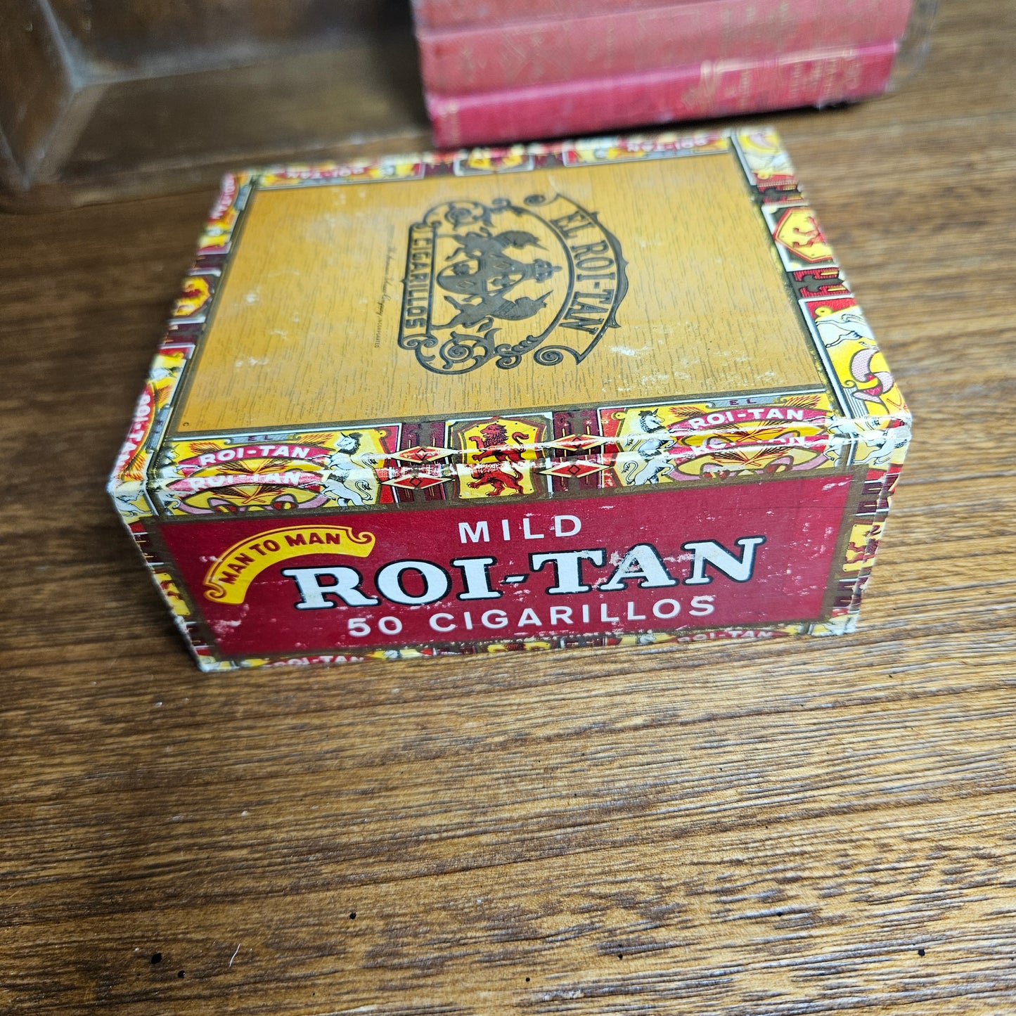 Vintage Roi-Tan Cigar Box Storage Case