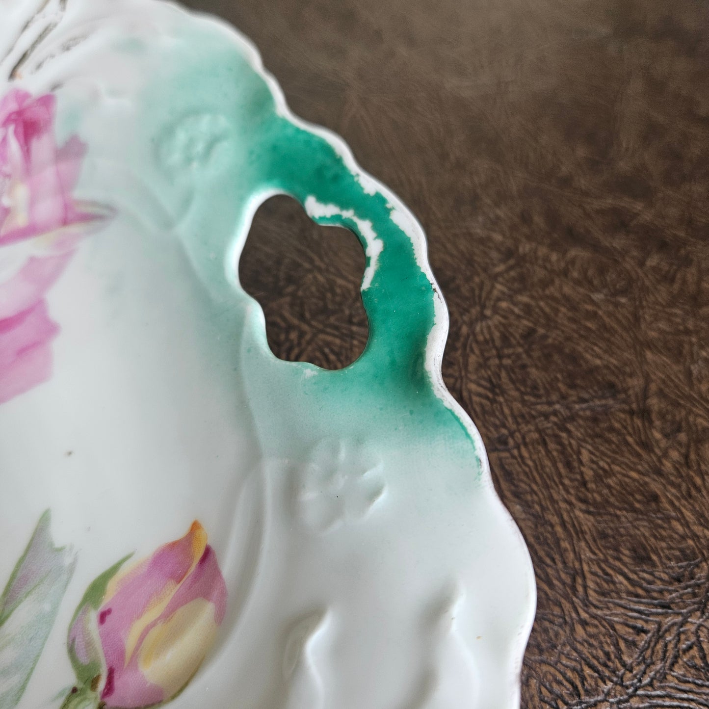 Vintage porcelain serving bowl green rim floral roses handle detail
