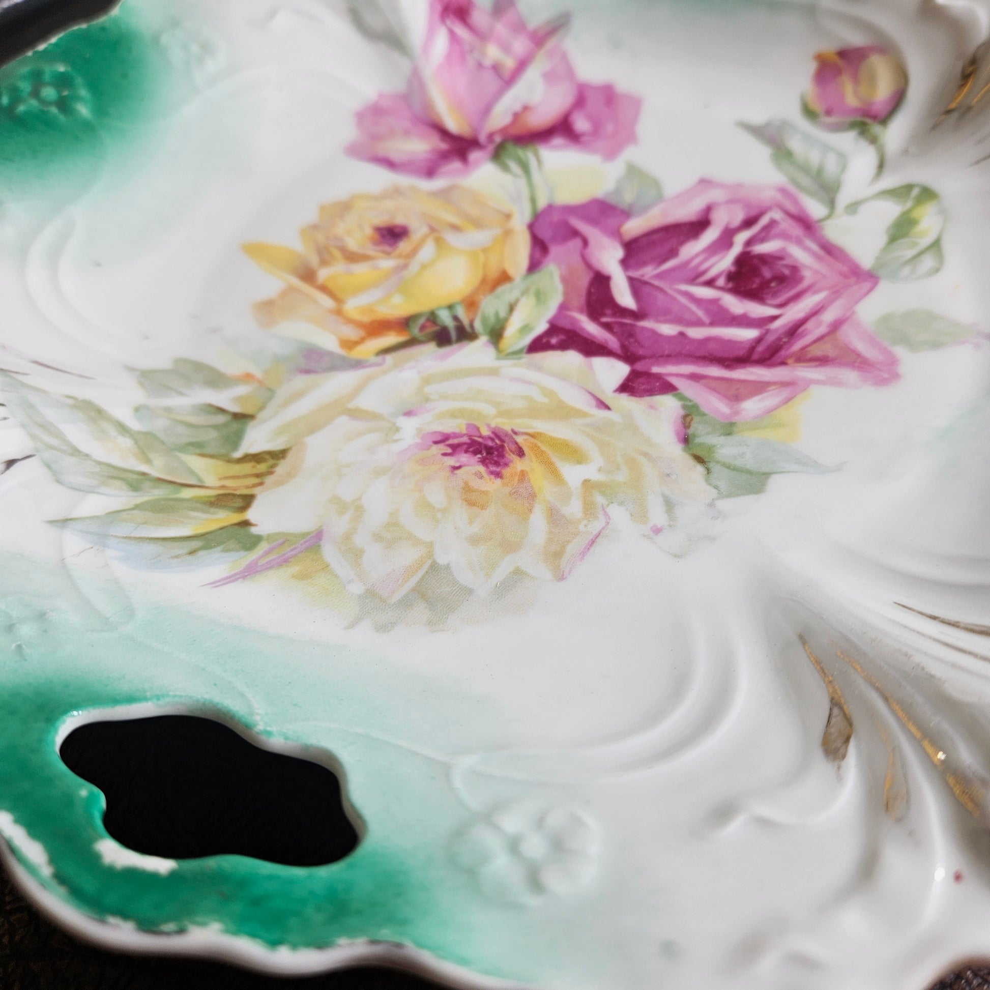 Vintage porcelain serving bowl green rim floral roses pattern detail