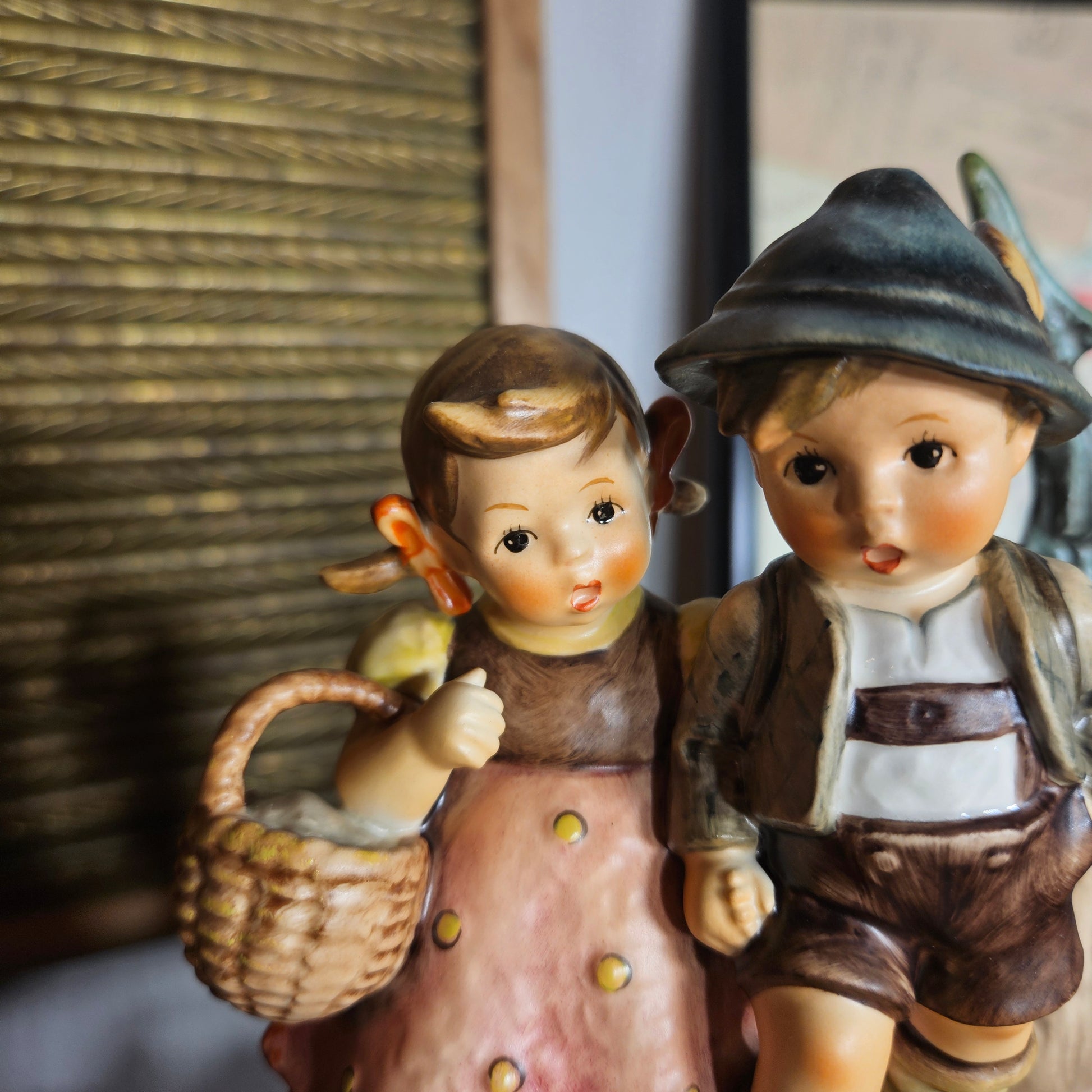 M I Hummel On Our Way figurine 1992 collectible close up detail faces