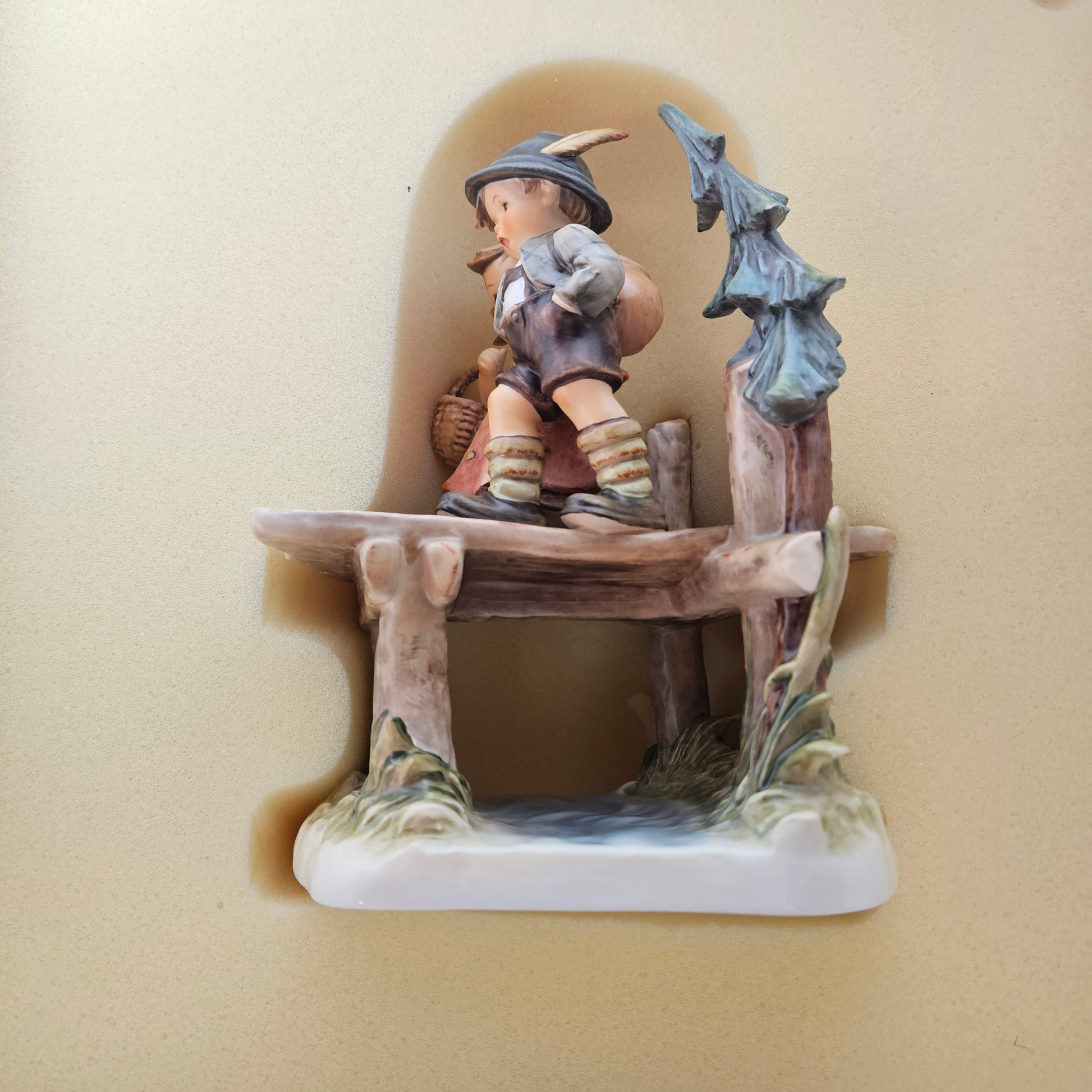M I Hummel On Our Way figurine 1992 collectible in original foam and box