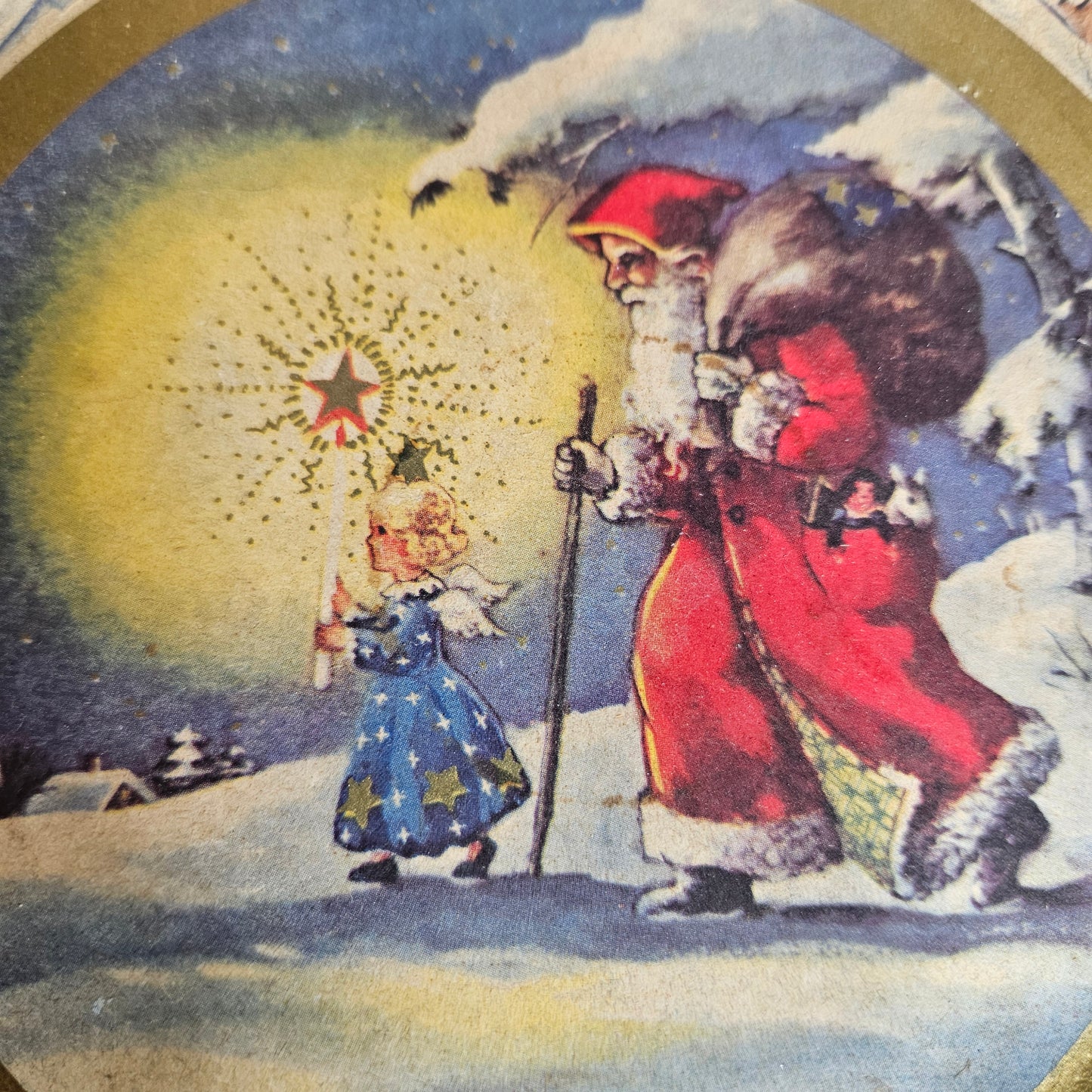 Vintage paper tray with colorful Santa holiday illustration